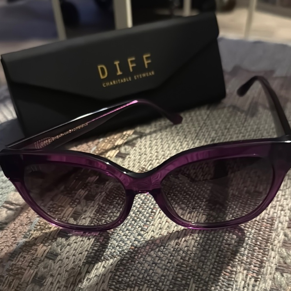 Diffs Women's Purple Sunglasses